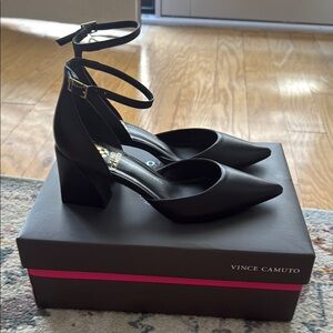 Vince Camuto Sorenn sandal heels